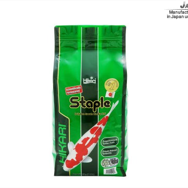 Pourquoi choisir la nourriture Hikari Staple pour mes carpes koïs?