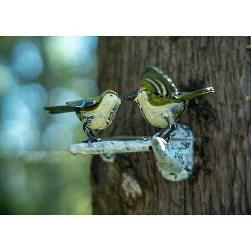 Arrosoir & Persil Roitelet sur branche – Couple - Oiseau décoratif en métal recyclé 11208