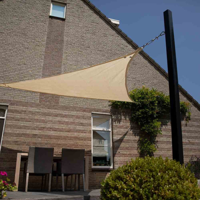 Nesling Toile d'ombrage triangle 5M x 5M x 5M - Couleur Crème 8717677460533 N508-082-35