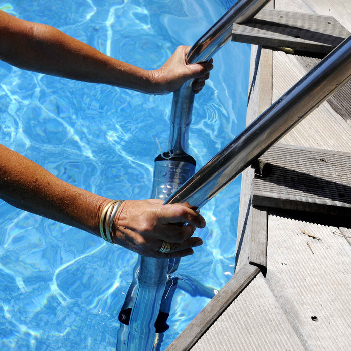 Comment choisir une échelle de piscine ?