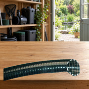Mise en scène illustrative — Tuyau flexible pour étang et bassin PVC
