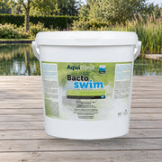 Mise en scène illustrative — Aquipond BactoSwim Bactéries pour Piscine Naturelle – 10 Kg – Favorise un environnement équilibré pour limiter naturellement la présence d’algues et de vase – Convient aux piscines de 50 à 100 m²