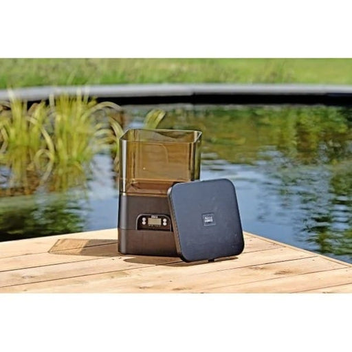 Fluidra Automatic Fish Feeder 8 ltr + adaptateur 6V 8717605133980 SK671