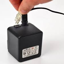 FOUDEBASSIN.COM BIORB TRANSFORMATEUR POUR AQUARIUM 50 HZ 822728000397 46041