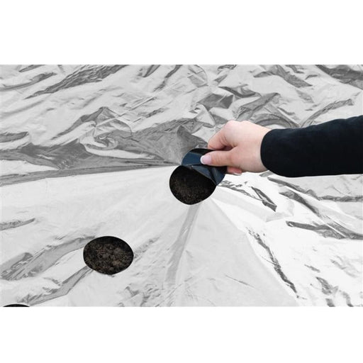 FOUDEBASSIN.COM Film de paillage UNIVERSEL PLUS - LDPE/LLDPE noir/argent, 25µ, opercules à retirer : 175xØ60 mm - 0,95 x 5 m 8711338302804 6030280