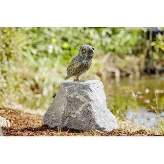 FOUDEBASSIN.COM Uhu stehend auf Granit 280024900 89002.4