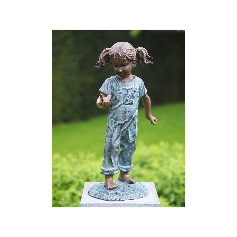 Fille Avec Oiseau Dans La Main — AN0817BRW-V