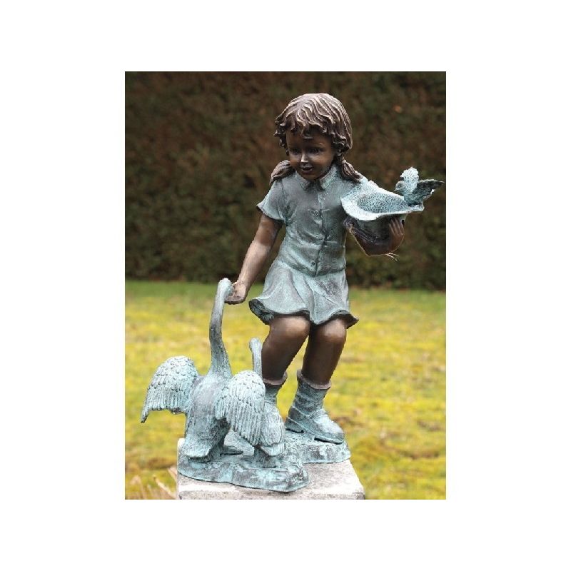 Fille Avec Oies — AN1063BRW-V-F