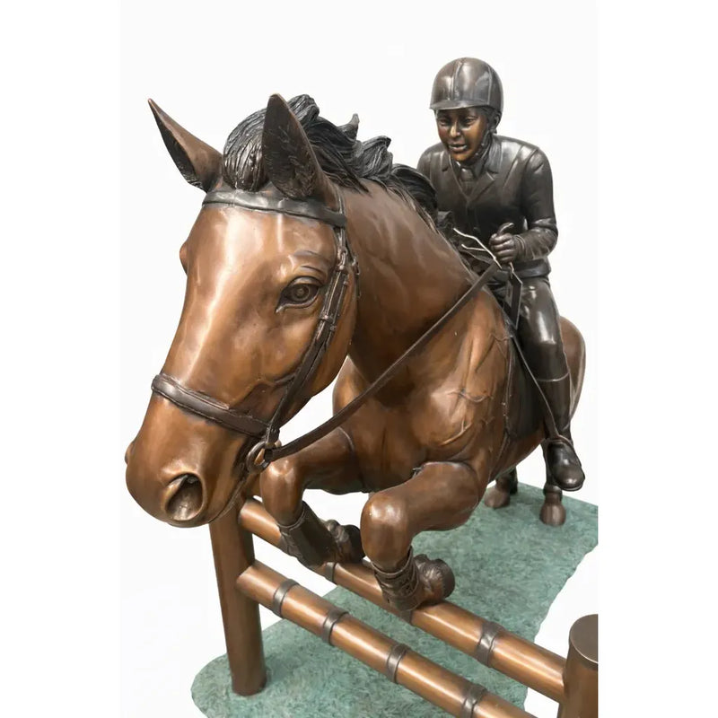 Cheval De Course Avec Jockey — B1079