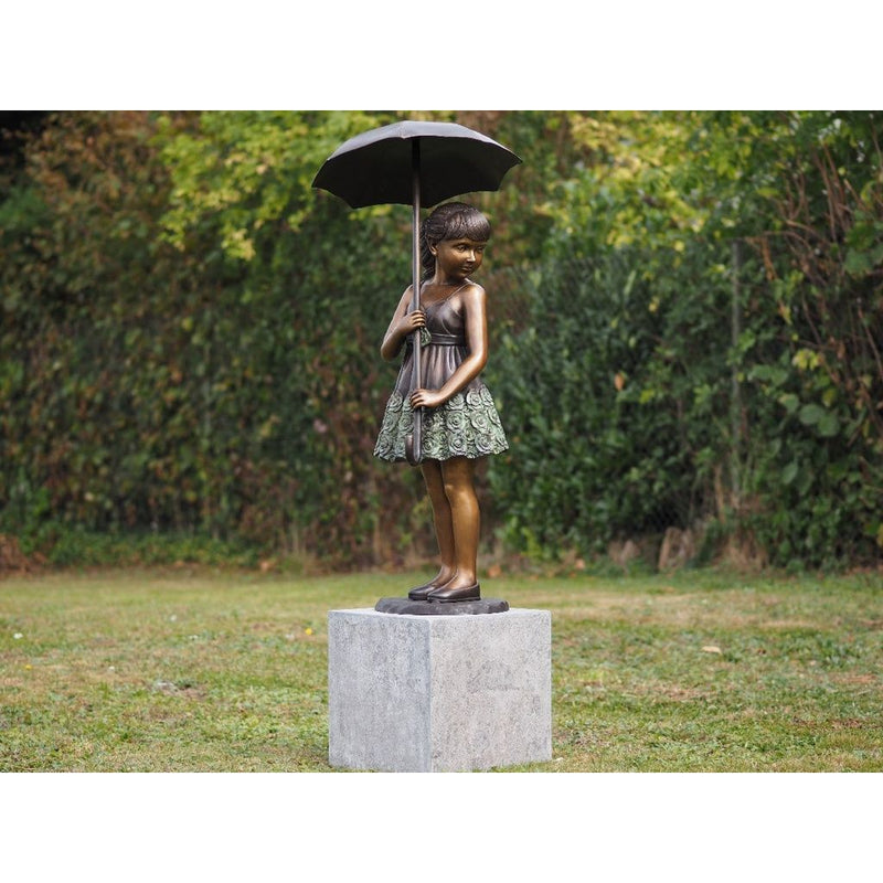 Fille Avec Parapluie — B1279