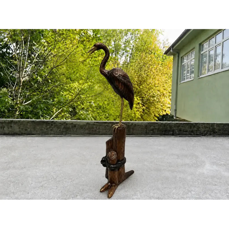 Grue sur un arbre — B1350