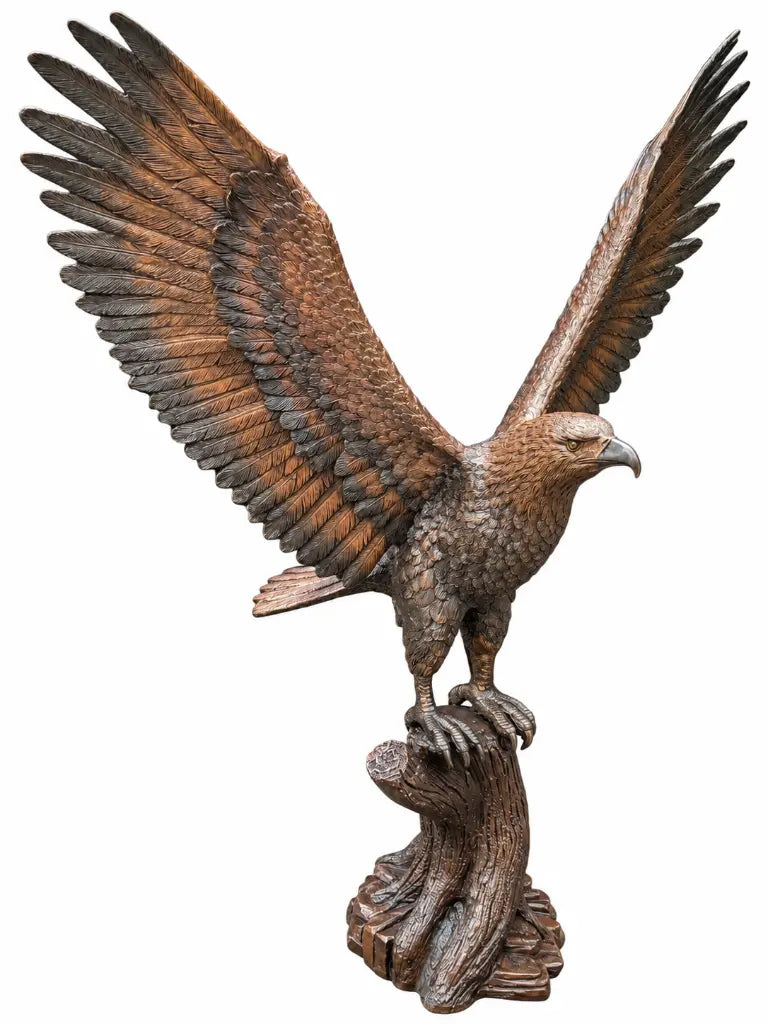 Aigle sur une souche d’arbre — B1586