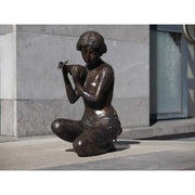 Femme agenouillée avec une cruche (fontaine) — B54011