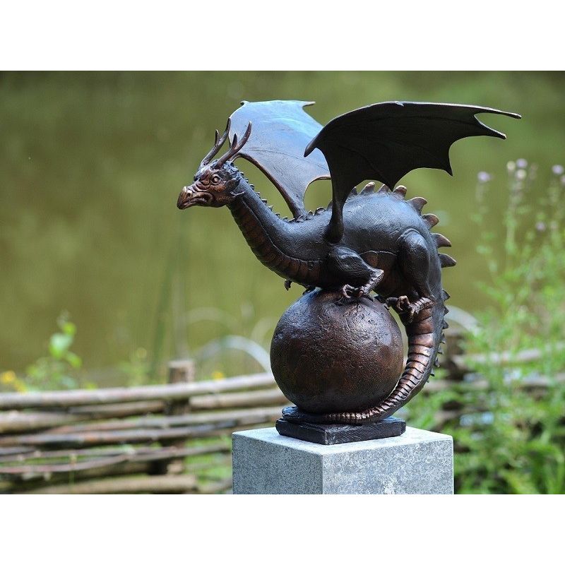 Dragon Sur Boule — B56592