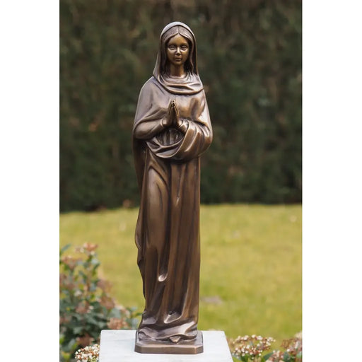 Madonne — B768