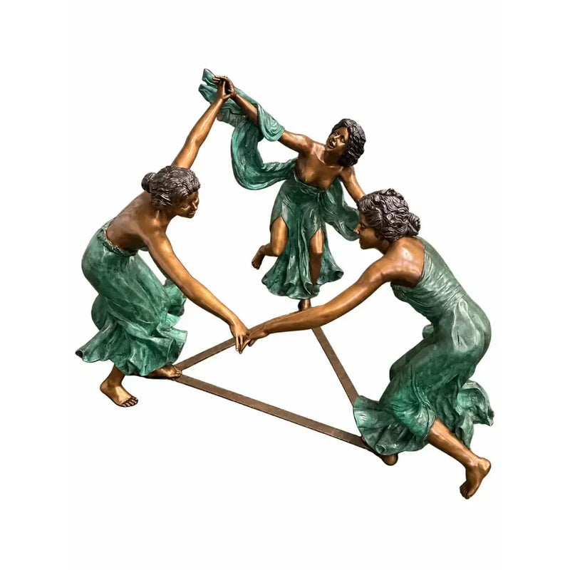 3 Filles Dansant — B825