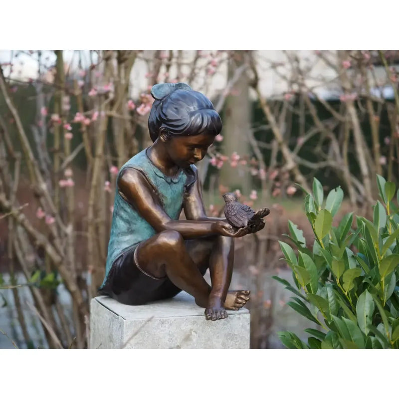 Fille Avec Oiseau — B91266