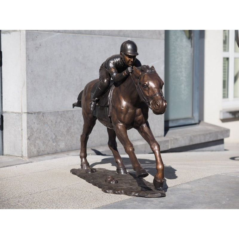 Jockey à cheval — B938
