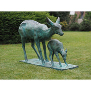 Biche avec bébé — B97202