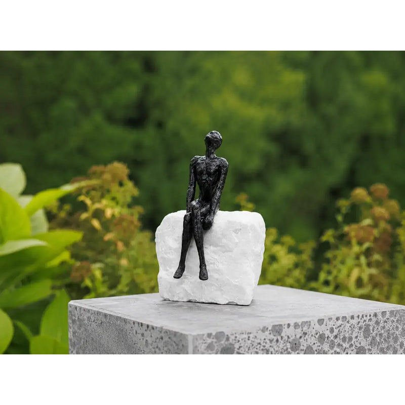 Sculpture en bronze sur pierre naturelle 'Looking at the sky' — BS1567B