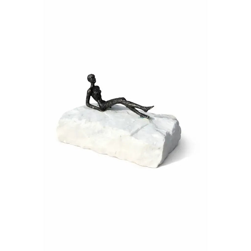 Sculpture en bronze sur pierre naturelle 'Chill' — BS1569B