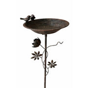 Pique de jardin avec mangeoire (4) — MD17026