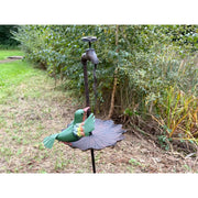 Pique de jardin bain d’oiseaux avec oiseau (6) — MD17030