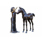 Fille Avec Poulain — PB61045