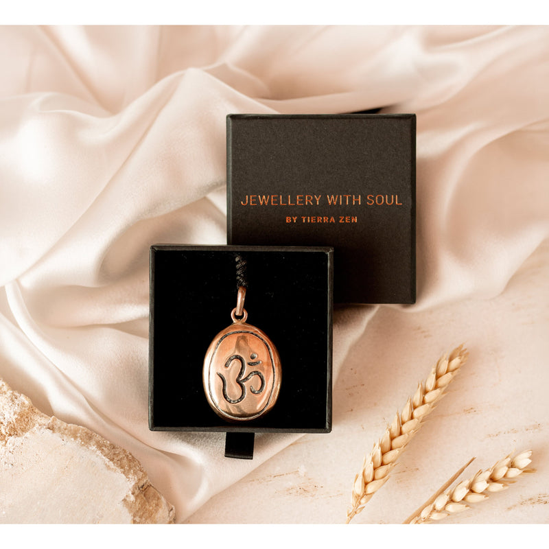 Pendentif Cuivre Om
