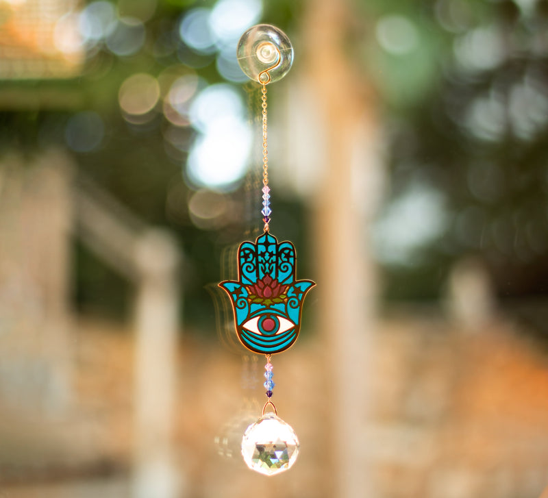 Grand Cristal Feng Shui Hamsa, Protection