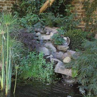 Fontaine cascade décorative Sedona avec pompe et éclairage - Ubbink